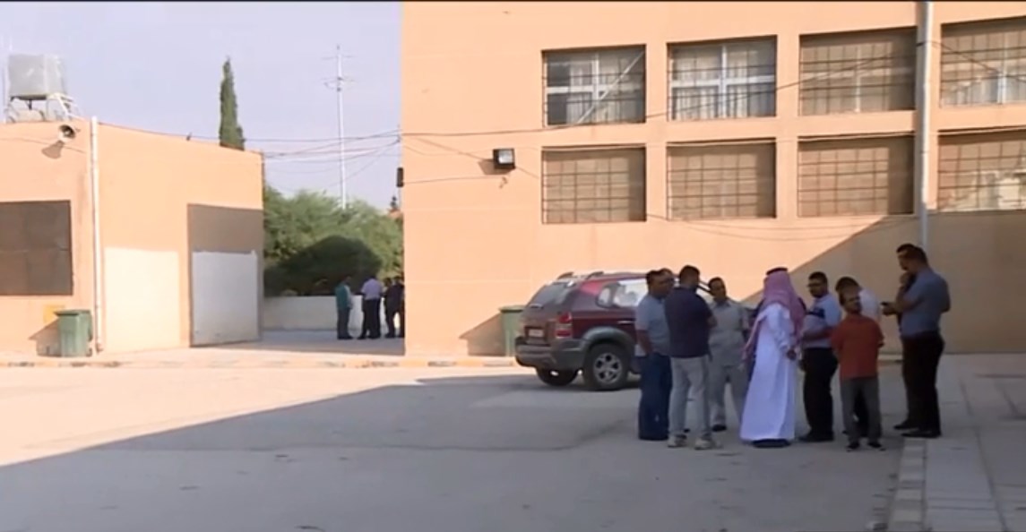 المعلمون يبدأون إضرابهم والمدارس الحكومية خاوية