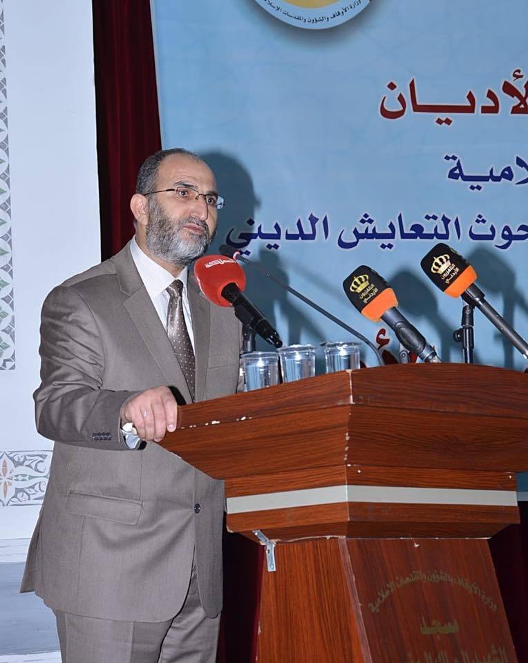 هل يفقد القواسمي وظيفته بالاوقاف غدا