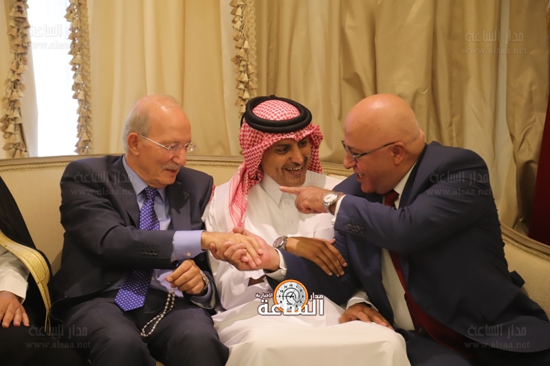 4 رؤساء وزارات ووزراء وأعيان ونواب