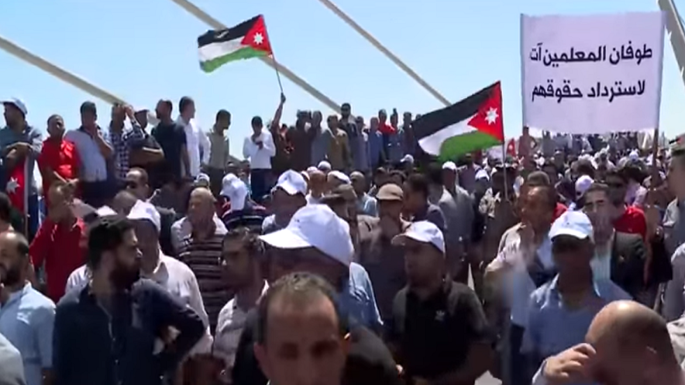 الحكومة تنفي شروطا متداولة عبر مواقع