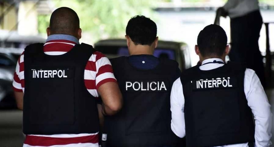 «الانتربول» على معبر طريبيل