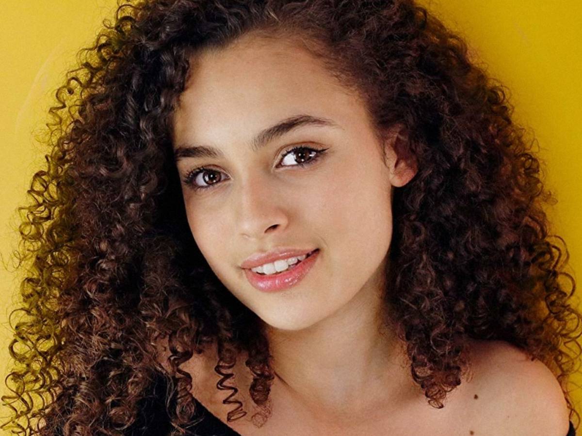 «النجمة الصغيرة» انتحرت.. وأسرتها تعلن «السبب