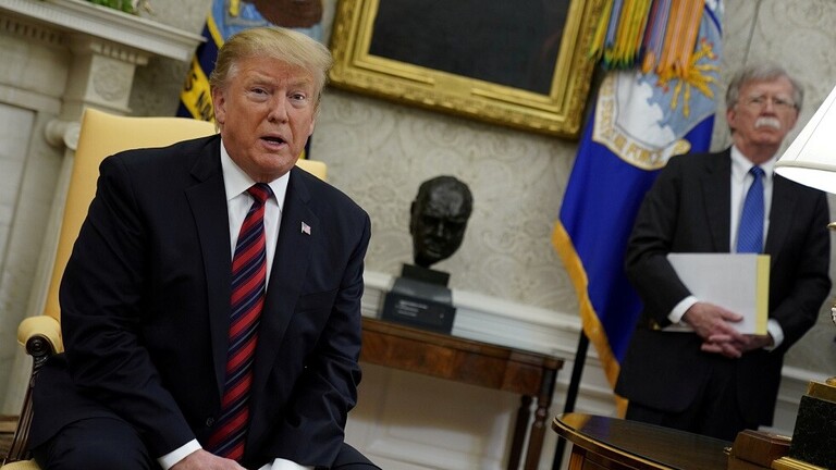 ترامب يقيل مستشار الأمن القومي جون