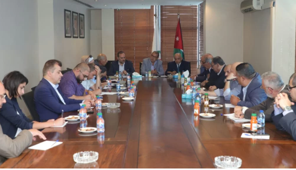 ’تجارة الأردن‘ تفتح النار على الحكومة