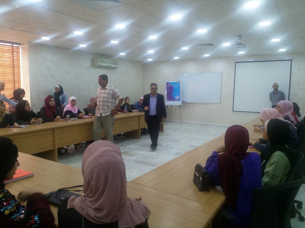 مبادرة لتدريس طلبة الثانوية العامه بالعقبة