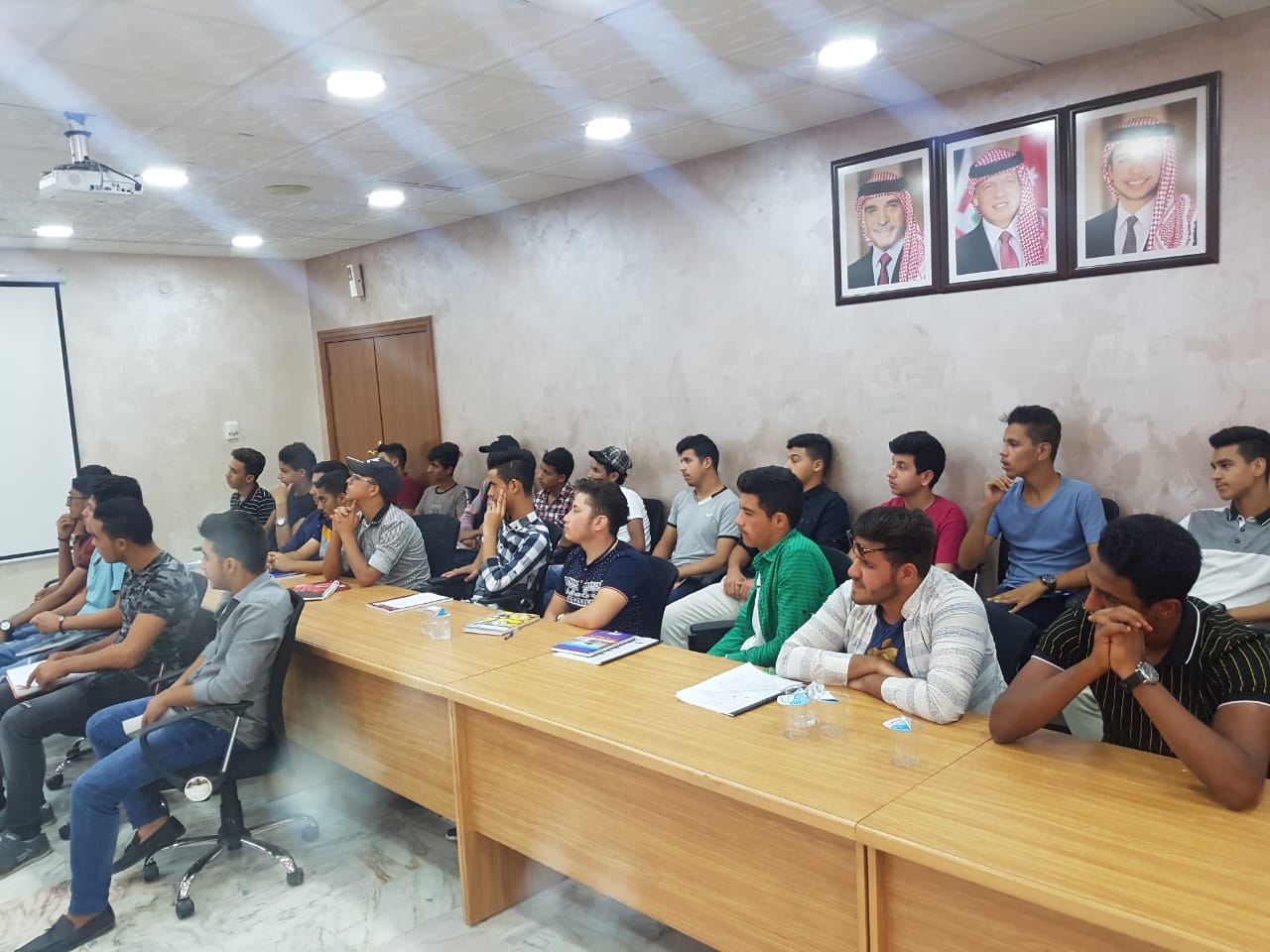 مبادرة مصلحة الطالب مستمرة بالعقبة (صور)