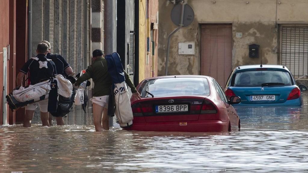 أمطار غزيرة تخلف 5 قتلى في
