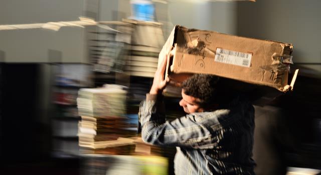 كتب مزورة كانت متجهة للاردن من