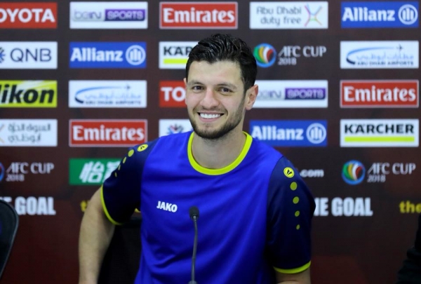 المدافع بني ياسين.. أول اردني يحترف