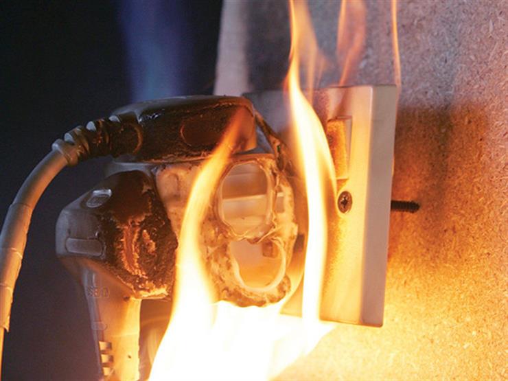 ماس كهربائي في غرفة بإدارة السير