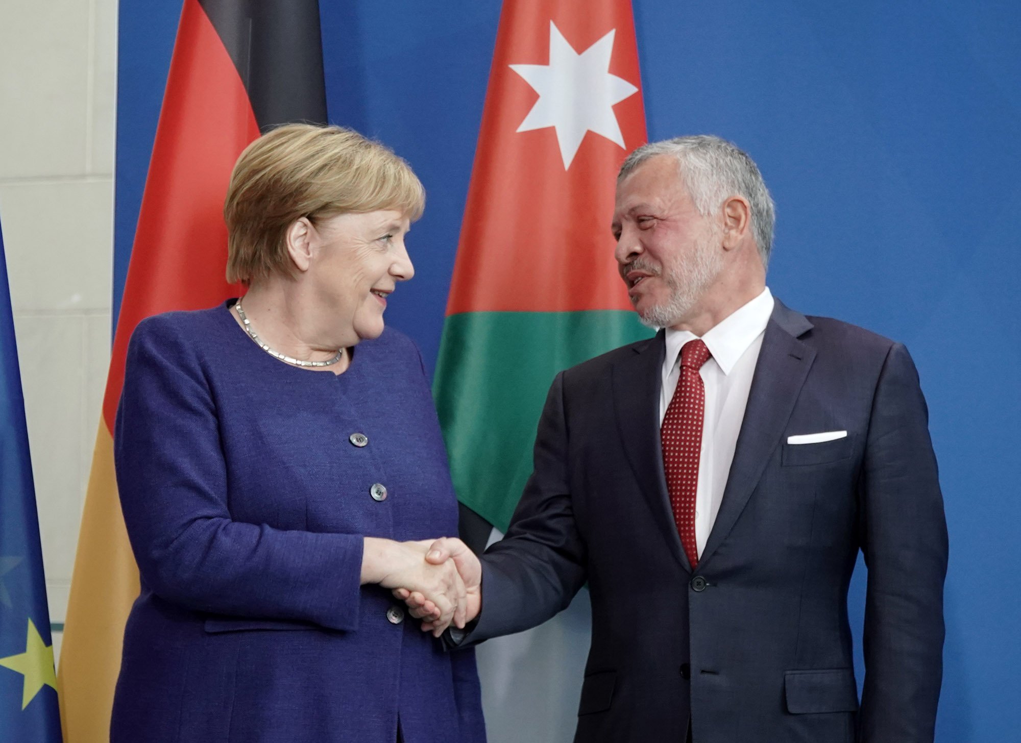 الناصر يكتب عن زيارة الملك الى