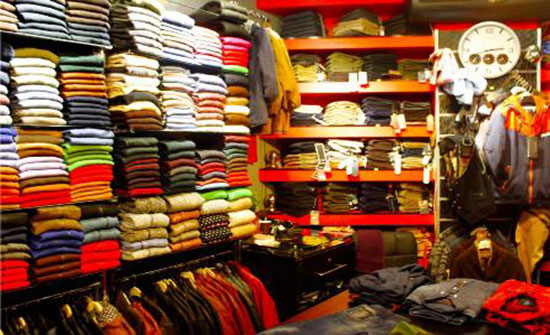 توقعات باستقرار اسعار الالبسة والاحذية للموسم