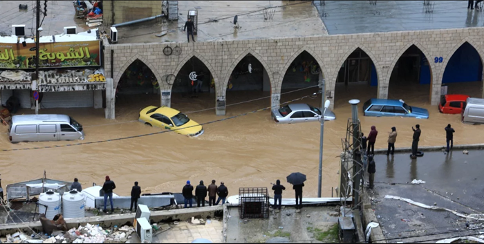 تجارة عمان تبدأ بتوزيع تعويضات متضرري