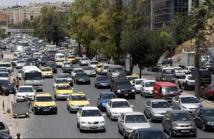 فعالية رد بول تتسبب بأزمة خانقة