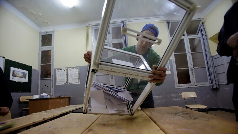 الجزائر.. 20 راغبا في الترشح لانتخابات