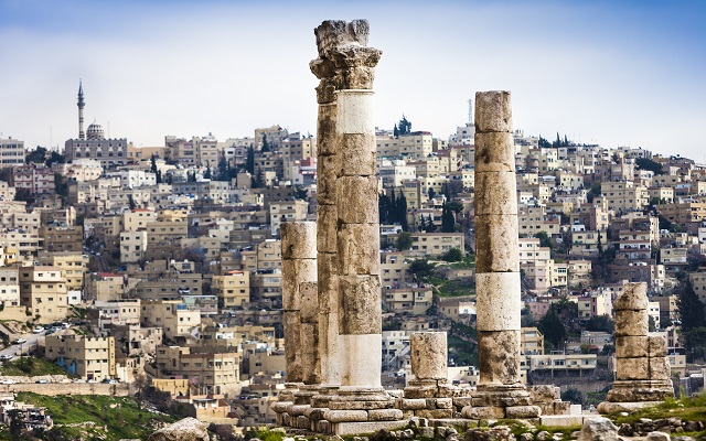 انحسار الموجة الحارة وطقس خريفي الاحد