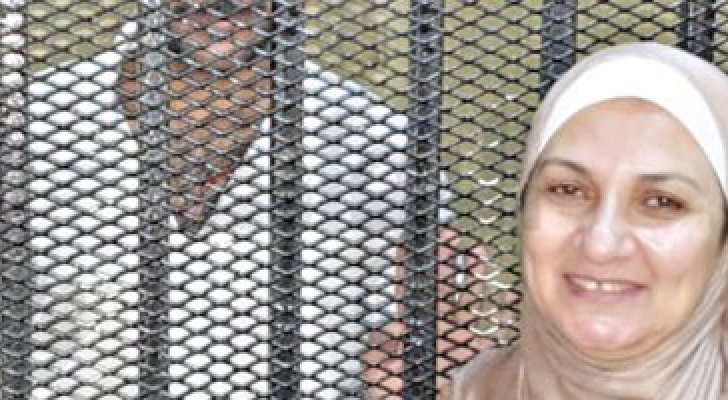 أم تترافع أمام المحكمة وتنقذ ابنها