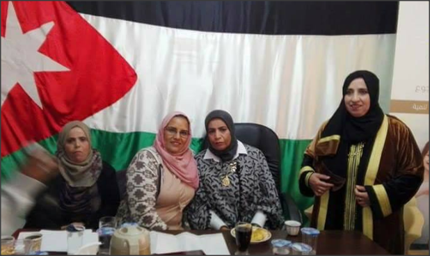 جمعية مواكب النور الخيرية تكرم النائب