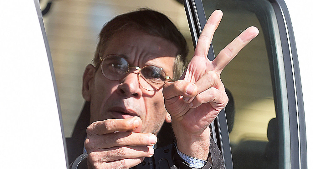 الحكم على مختطف الطائرة المصرية في