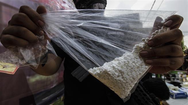 زوجان يتلقيان مخدرات بنصف مليون يورو