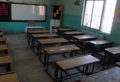 حق الطلبة بعودتهم إلى مقاعد الدراسة