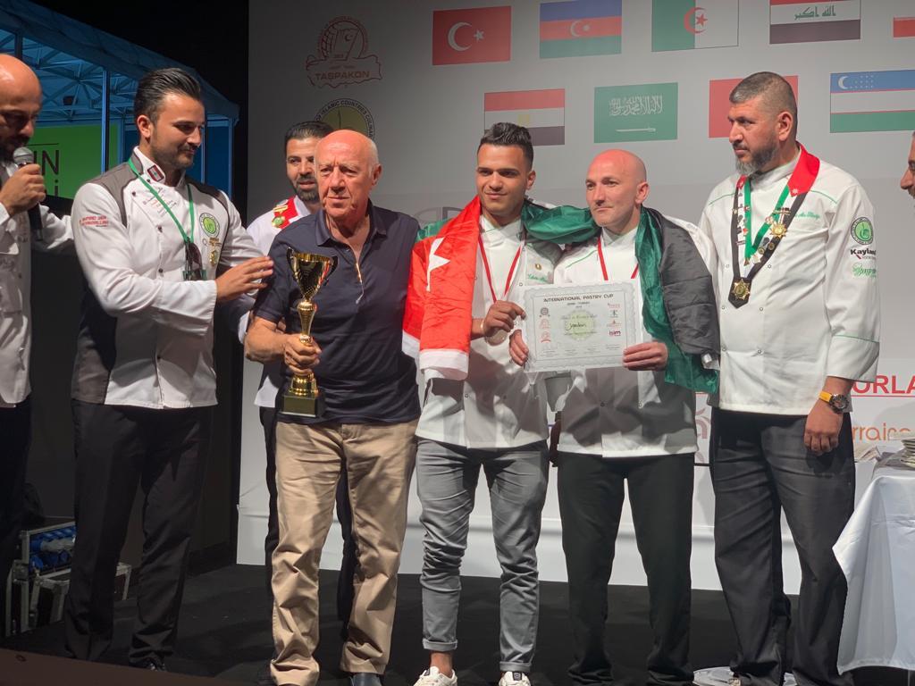 الفريق الاردني يتألق في مسابقة ازمير