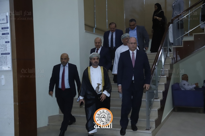 تكريم 350 طالبا وطالبة عمانية في