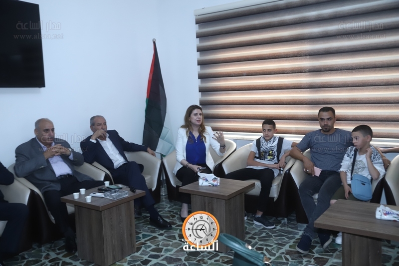 حزب الميثاق الوطني يستضيف نخبة من