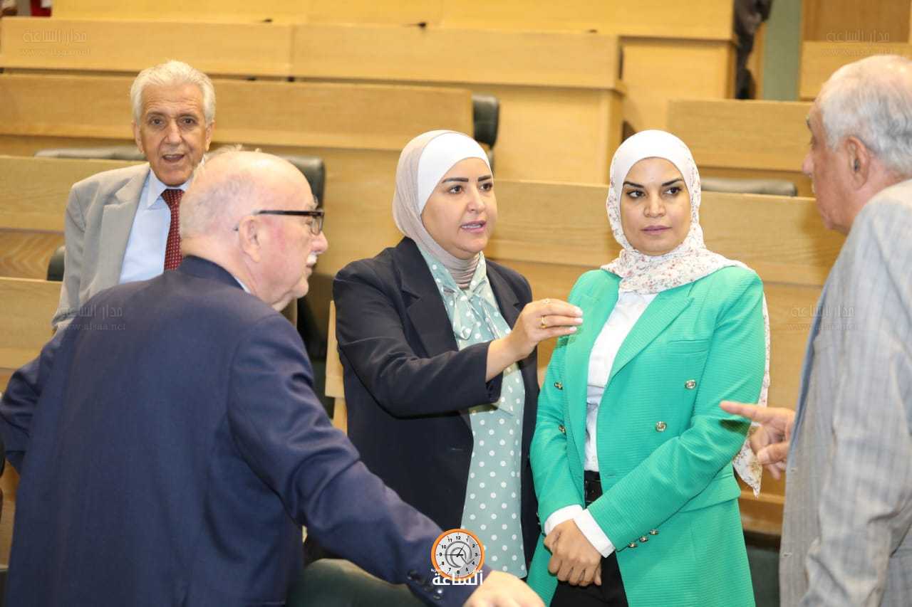 صور من جلسة النواب بمناقشة مشروع