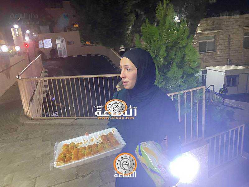 بعد أن أخرجوا طفلتها من تحت