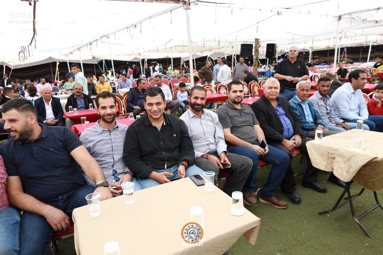 خريسات يقيم مأدبة غداء بمناسبة زفاف