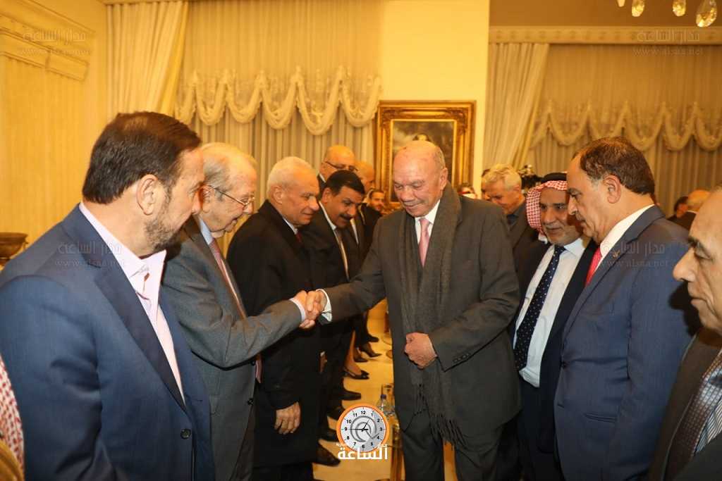 رؤساء وزارات و230 شخصية سياسية وسفراء