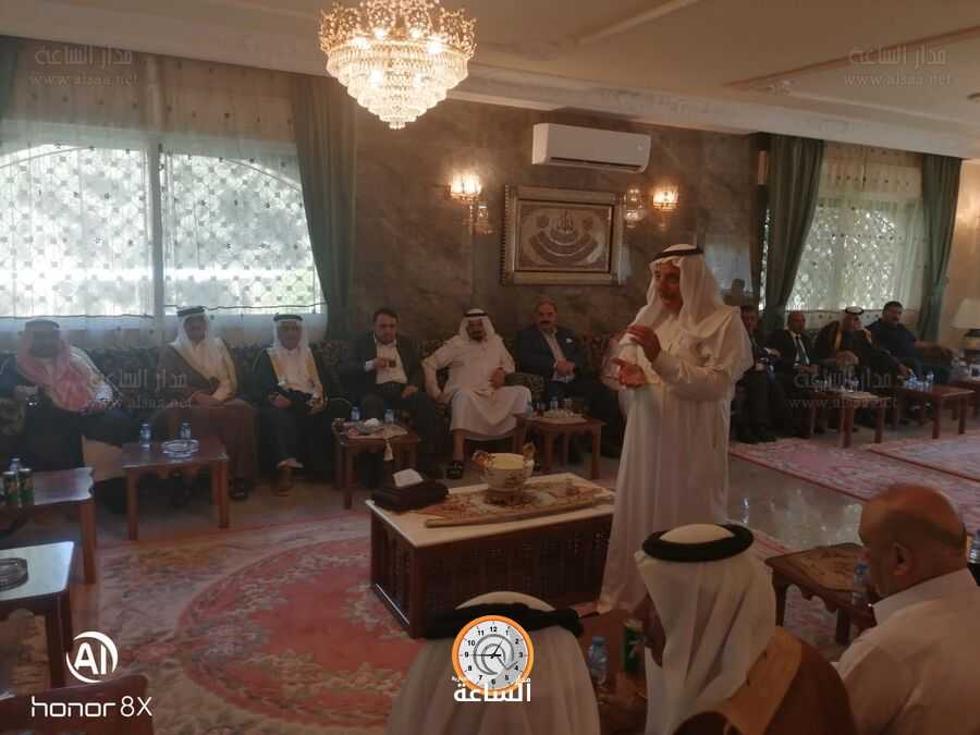 جمال الفايز يولم لشخصيات وشيوخ عشائر