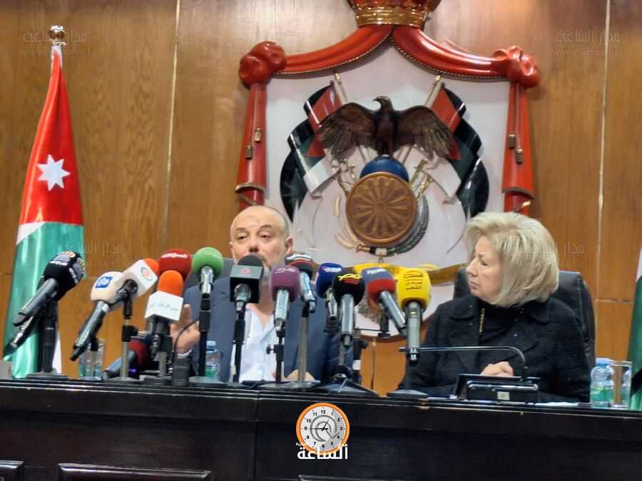 وزير الثقافة الفلسطيني: الناس لا يعرفون،