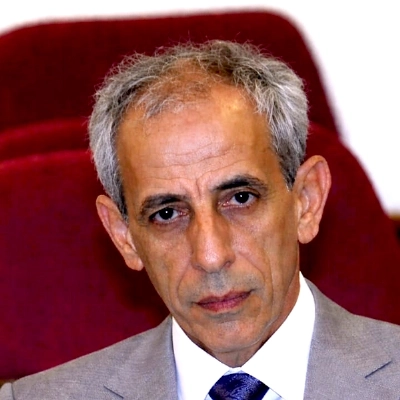 رياض منصور