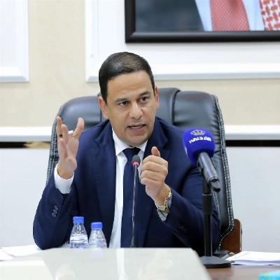 الدكتور أيمن ابو هنيه