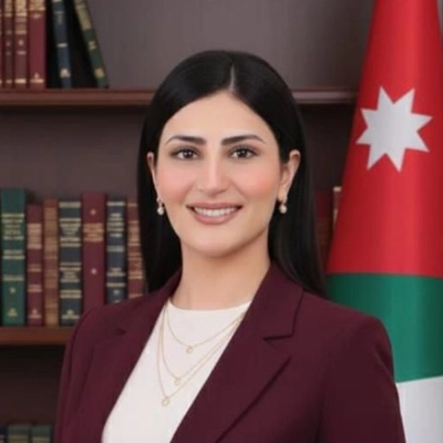 الدكتورة دانا خليل الشلول