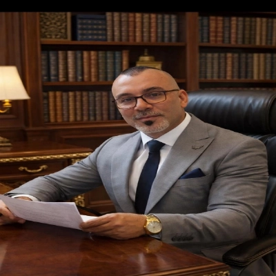 الدكتور ثائر عاشور