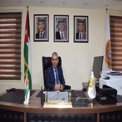 الاستاذ الدكتور احمد منصور الخصاونة