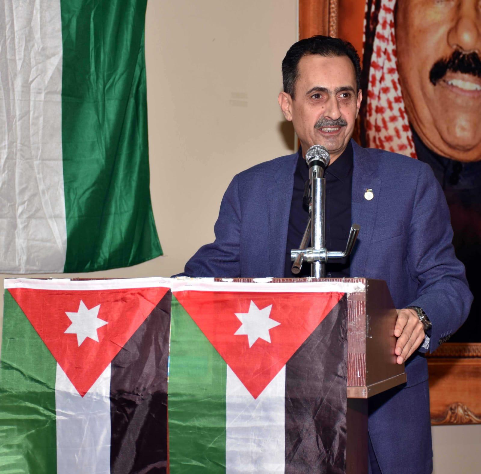 السفير الأردني صقر ابو شتال