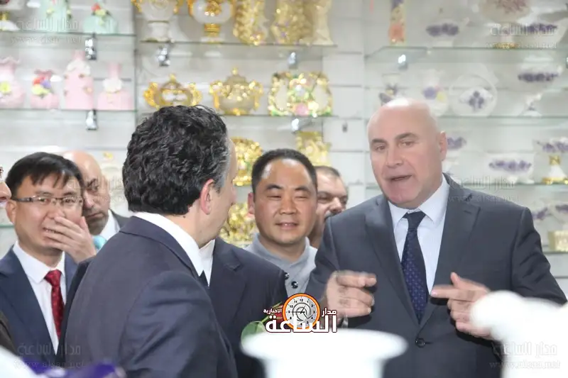 وزير الاستثمار مهند شحادة