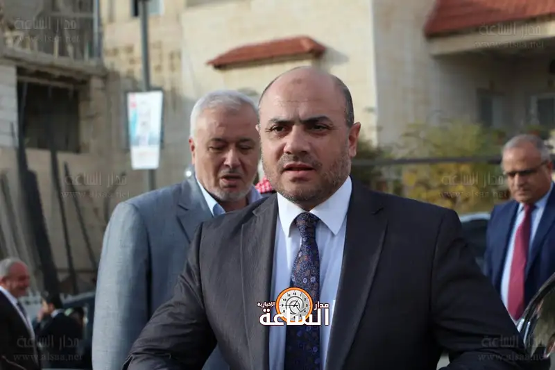 الدكتور وائل عربيات