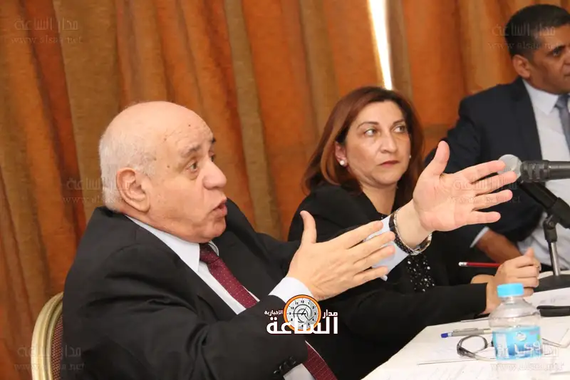 الدكتور محمد عبيدات