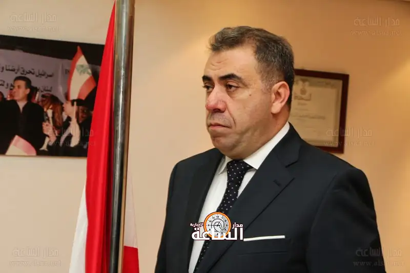 السفير علي المولى