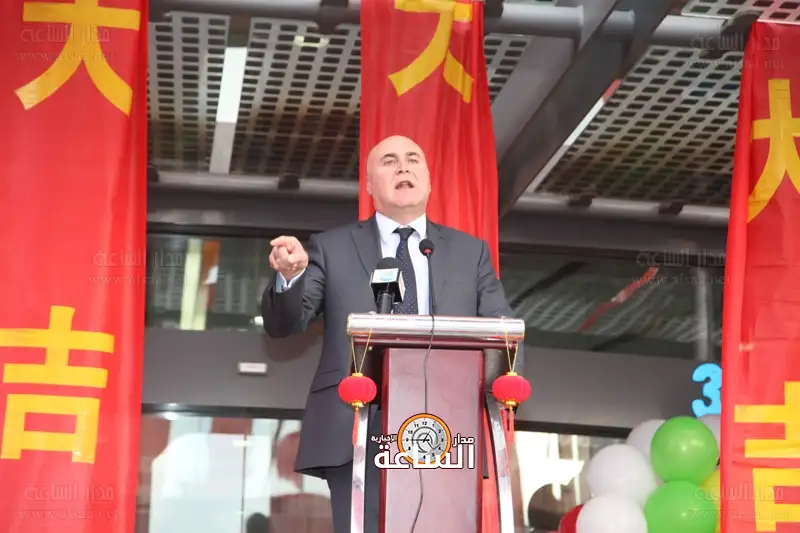 وزير الاستثمار مهند شحادة