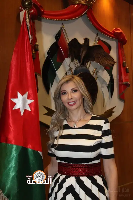 الاعلامية لارا طماش