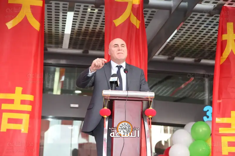 وزير الاستثمار مهند شحادة