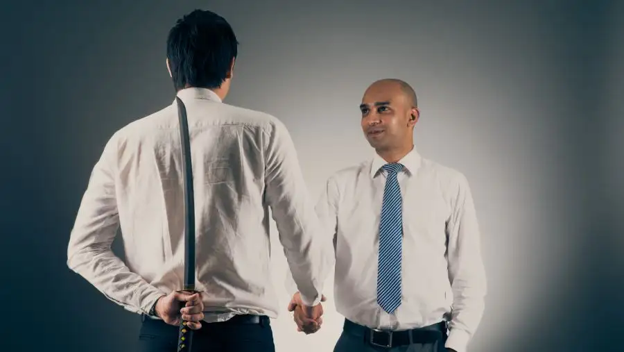 مدار الساعة,أخبار خفيفة ومنوعة