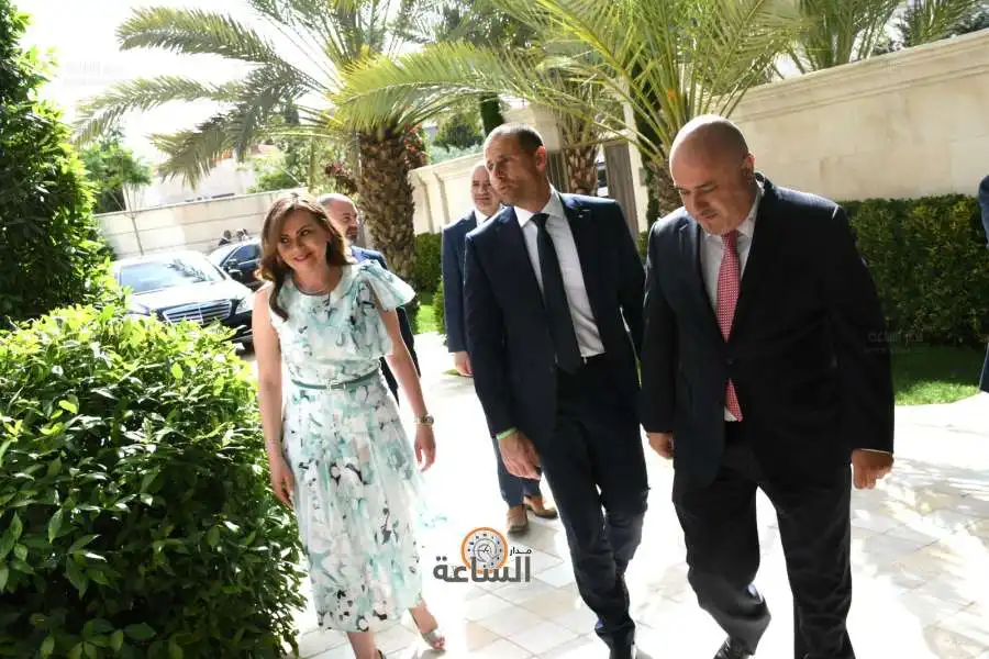 مدار الساعة,أخبار الأردن,اخبار الاردن,الدكتور جعفر حسان,الملك عبدالله الثاني,الحسين بن عبدالله الثاني,ولي العهد,رئيس الوزراء,الأميرة دانا فراس,قصر الحسينية