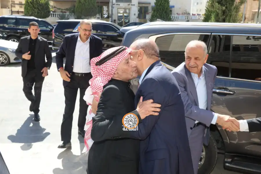 مدار الساعة,Video,فيديو,أخبار الأردن,اخبار الاردن,أخبار المجتمع الأردني,رئيس الوزراء,الملك عبدالله الثاني,الحسين بن عبدالله الثاني,ضيف الله القلاب,الصحفي عواد الخلايلة,النائب أحمد الشديفات,محمد ابو هديب